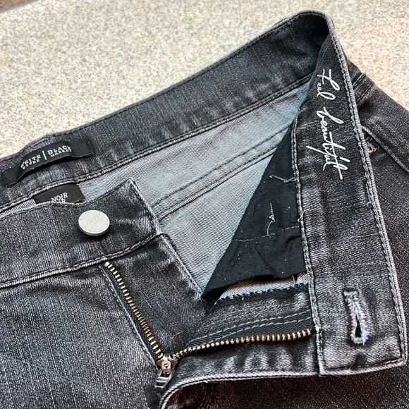👖WHITE HOUSE BLACK MARKET NOIR 4R Slim Leg blk denim jeans embellished pockets - Picture 8 of 14